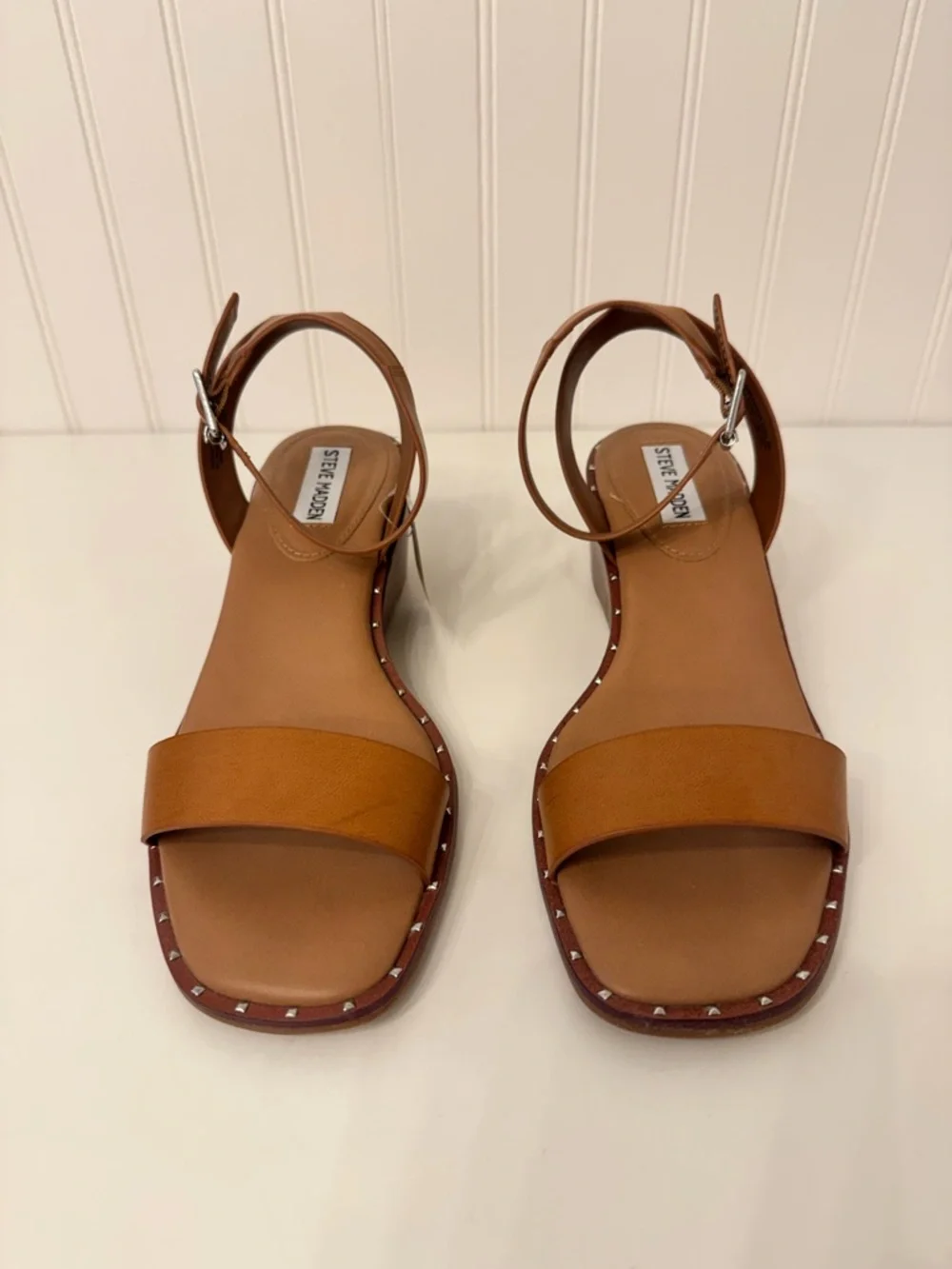 Steve Madden Brown Leather Stud Trim Ankle Strap Sandals Size 9 Women - Picture 3 of 5